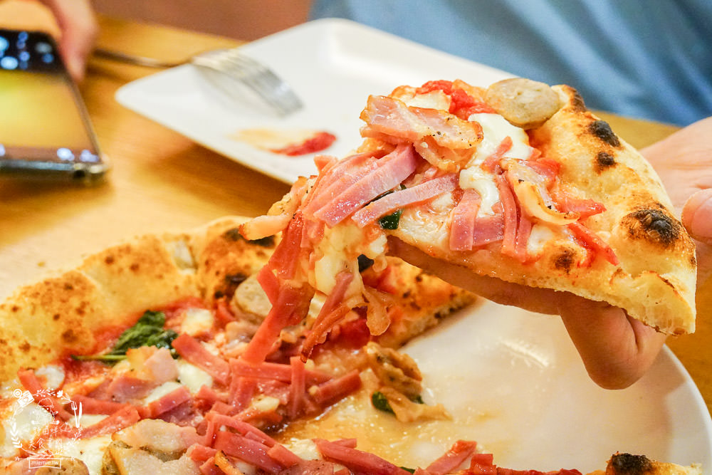 老周披薩Pizzeria da Chou|高雄超人氣正統義式窯烤披薩專賣店!超獨特披薩餃銷魂推薦!