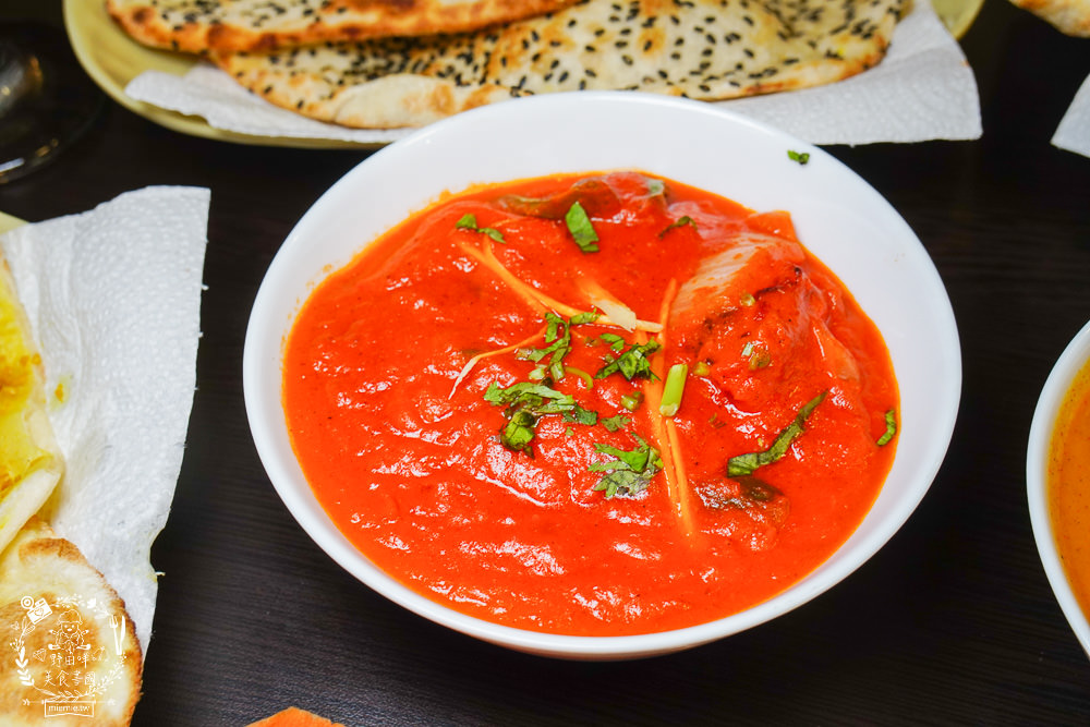 普佳印度料理餐廳|高雄印度人開的隱藏版道地印度料理餐廳!超濃郁的銷魂咖哩搭米飯或手工烤餅超美味!