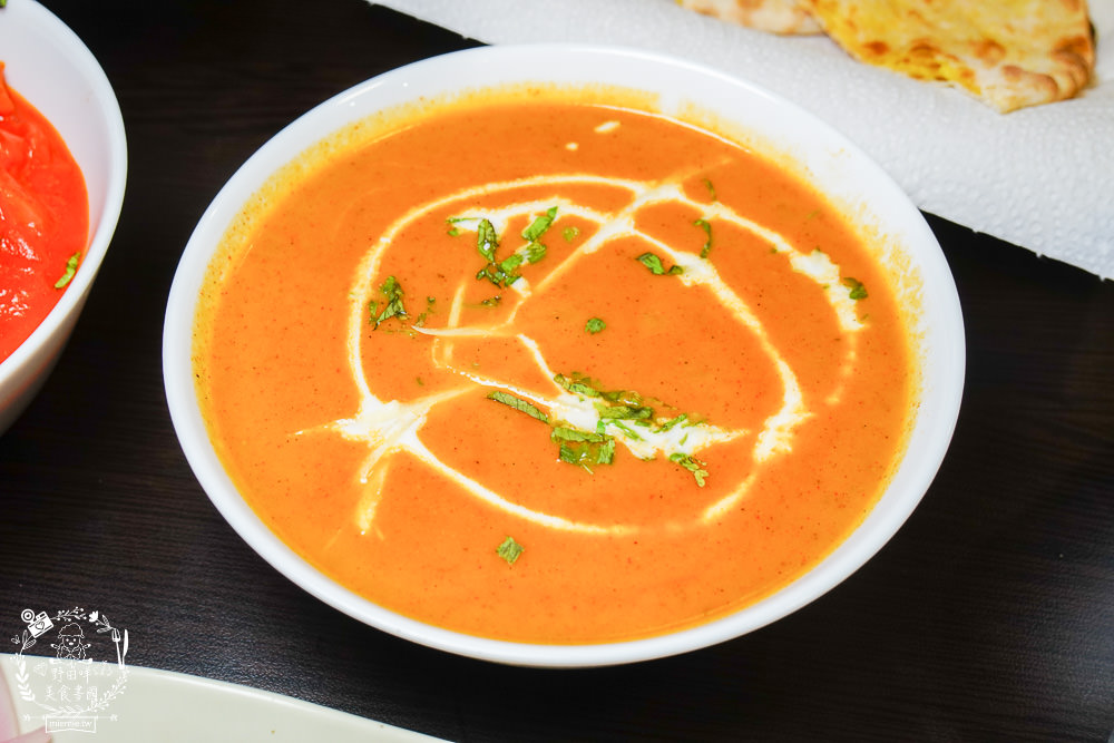 普佳印度料理餐廳|高雄印度人開的隱藏版道地印度料理餐廳!超濃郁的銷魂咖哩搭米飯或手工烤餅超美味!