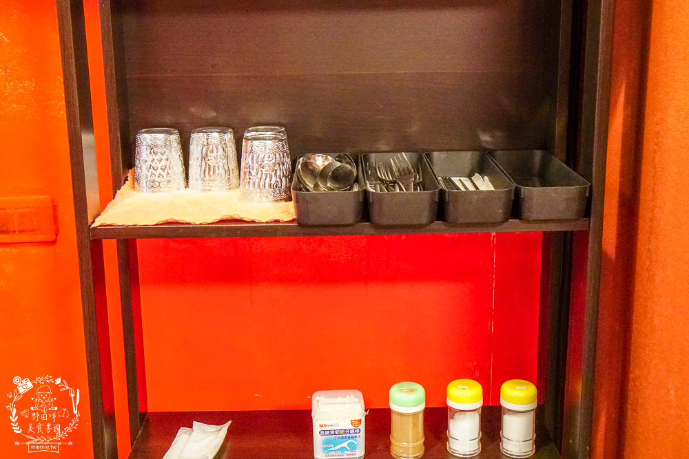 普佳印度料理餐廳|高雄印度人開的隱藏版道地印度料理餐廳!超濃郁的銷魂咖哩搭米飯或手工烤餅超美味!