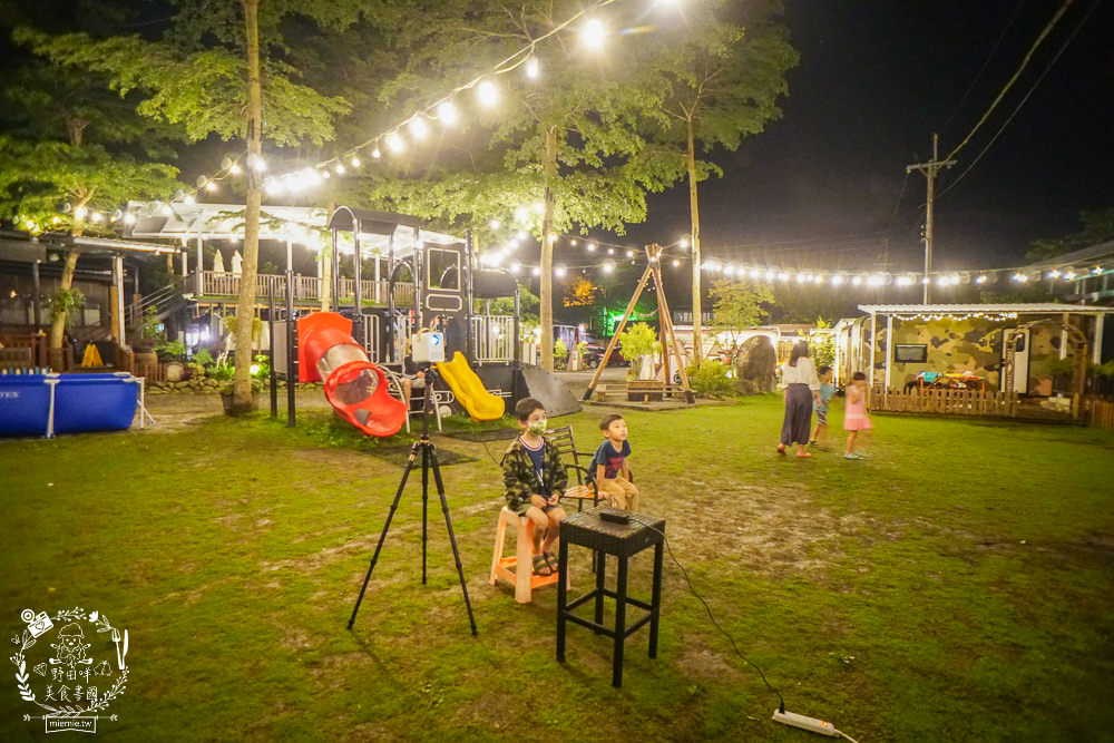 [開箱]SANSUI山水無線微型行動投影機SPJ-MM|支援NETFLIX Disney+|FULL HD高畫質梯形校正