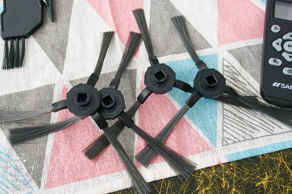 SANSUI山水 智能掃地機器人開箱!支援google音箱聲控超方便!陀螺儀路徑導航清掃超智能!獨立集塵盒跟水箱