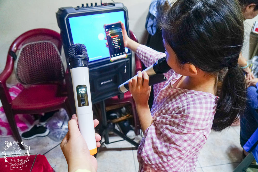 SANSUI 山水 行動KTV(SKTV-T888)開箱!15吋觸控螢幕高畫質|支援WIFI上網跟APP點歌下載|拉桿設計帶出門超方便