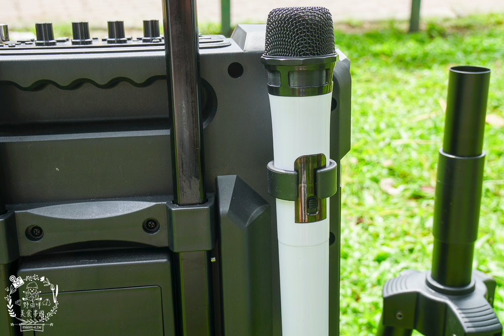 SANSUI 山水 行動KTV(SKTV-T888)開箱!15吋觸控螢幕高畫質|支援WIFI上網跟APP點歌下載|拉桿設計帶出門超方便