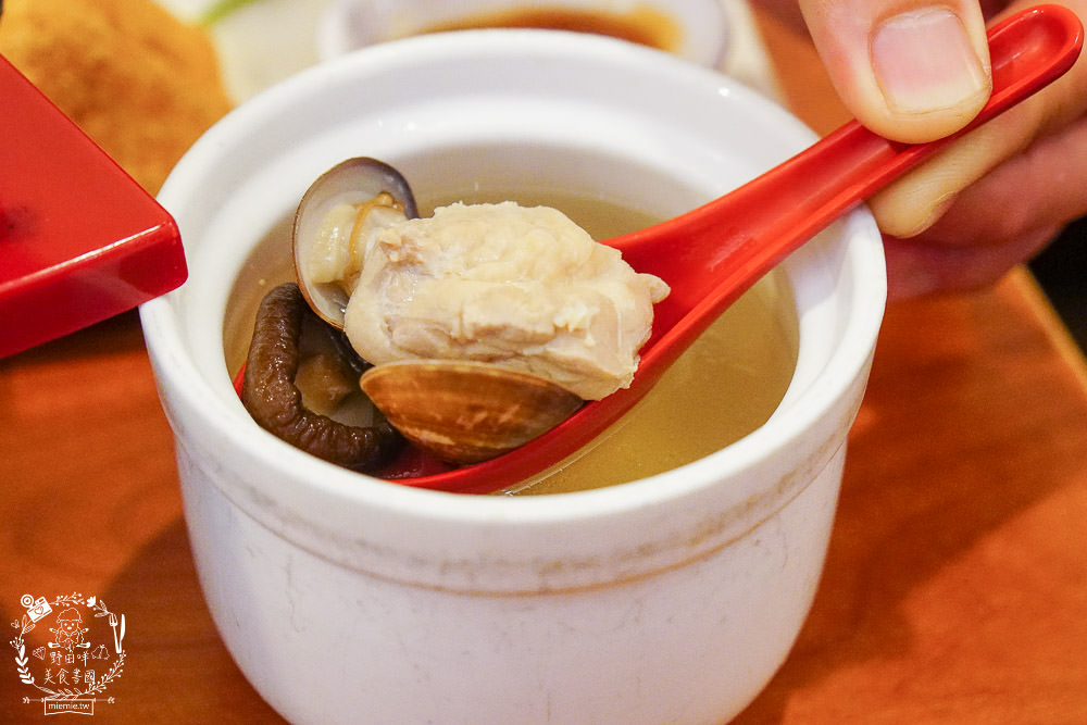 高雄日本料理吃到飽[SOTO日本家庭料理]多種生魚片握壽司等75種超人氣日式料理吃到飽!