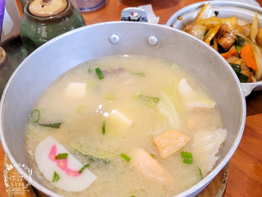 高雄日本料理吃到飽[SOTO日本家庭料理]多種生魚片握壽司等75種超人氣日式料理吃到飽!