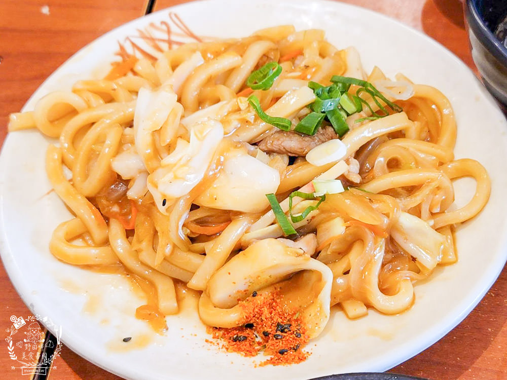 高雄日本料理吃到飽[SOTO日本家庭料理]多種生魚片握壽司等75種超人氣日式料理吃到飽!