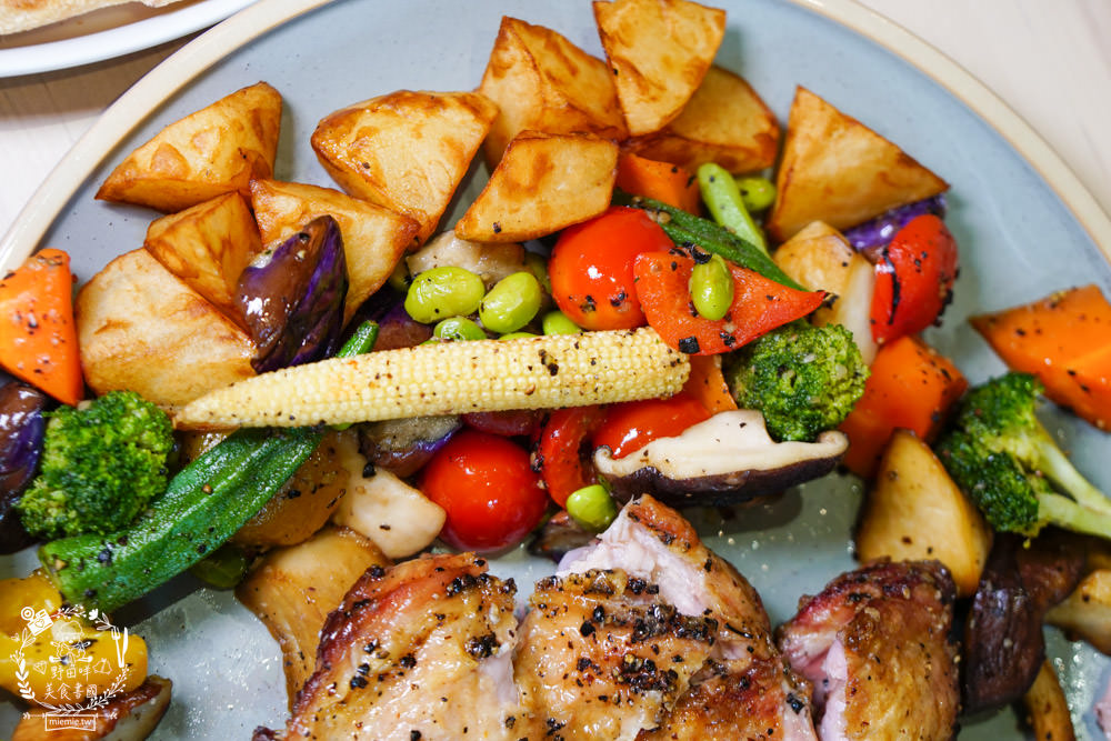 鳳山咖啡廳推薦[STORY 故事咖啡館]隱藏在巷弄的義法料理咖啡廳?愜意療癒的甜點下午茶!