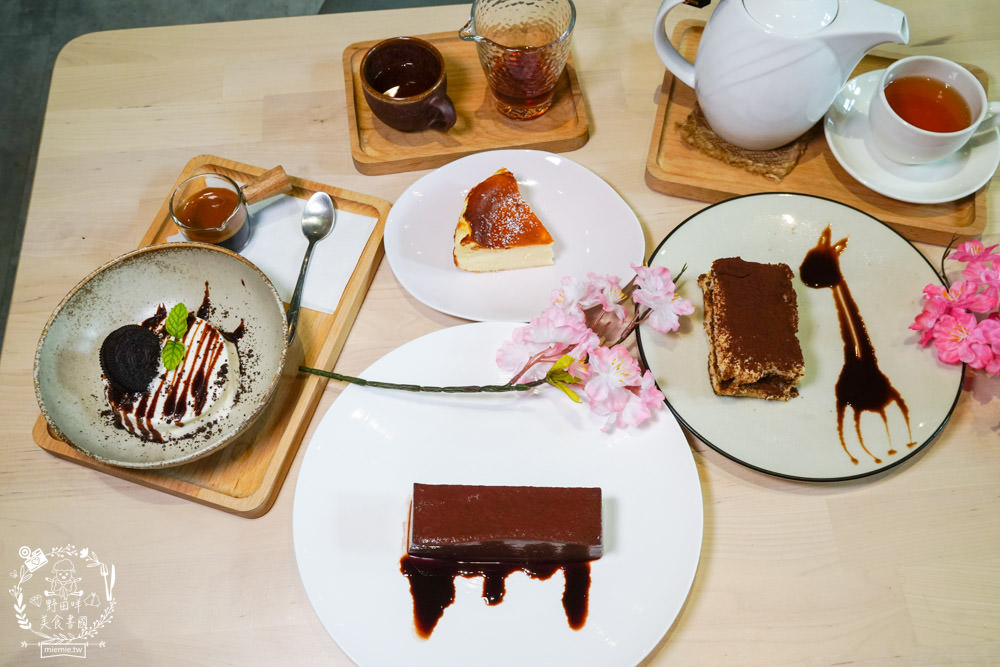 鳳山咖啡廳推薦[STORY 故事咖啡館]隱藏在巷弄的義法料理咖啡廳?愜意療癒的甜點下午茶!