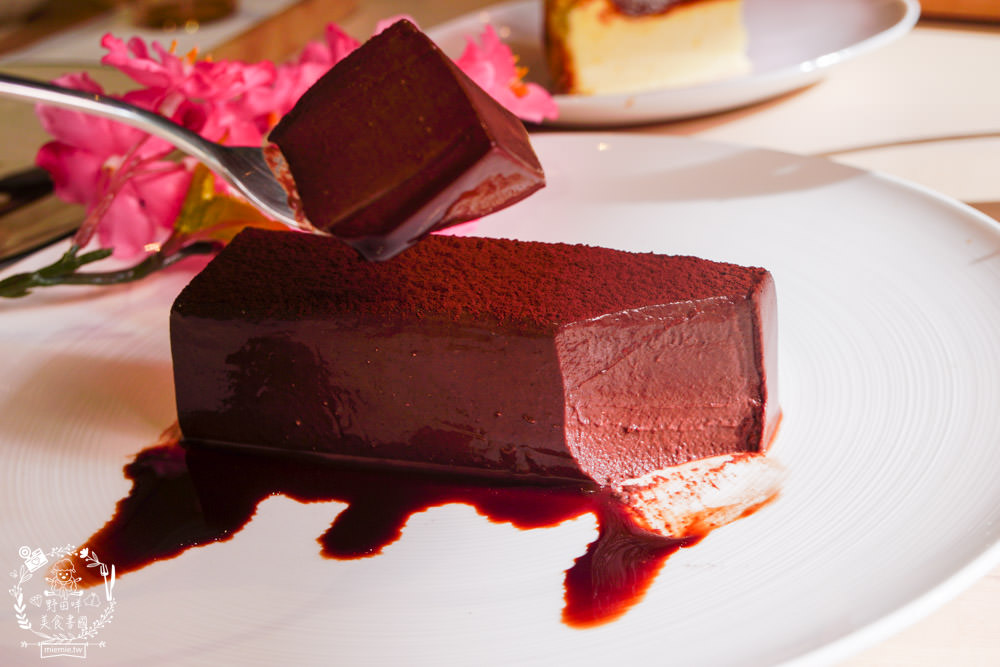 鳳山咖啡廳推薦[STORY 故事咖啡館]隱藏在巷弄的義法料理咖啡廳?愜意療癒的甜點下午茶!