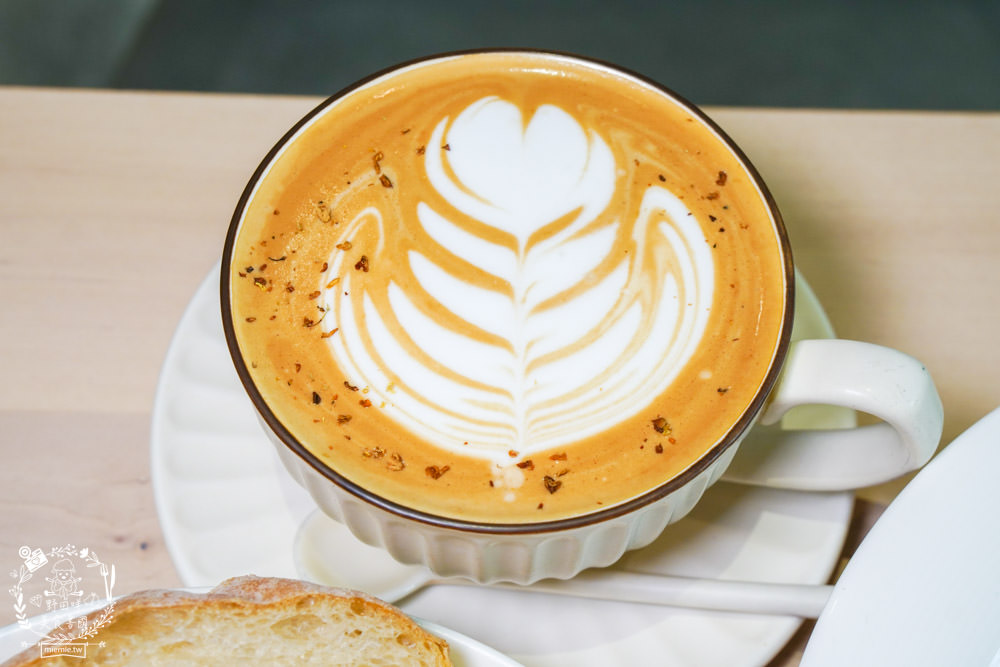 鳳山咖啡廳推薦[STORY 故事咖啡館]隱藏在巷弄的義法料理咖啡廳?愜意療癒的甜點下午茶!