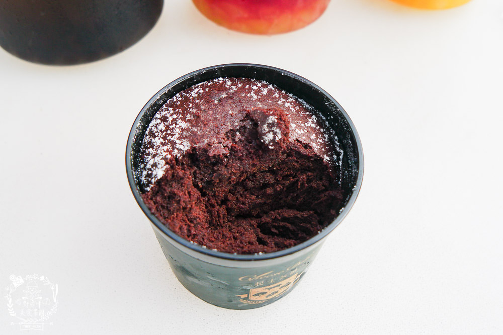 高雄[抒嗜人文茶飲SUNSAY]鳳山超浪漫露天咖啡廳!到了夜晚還會閃閃發光~