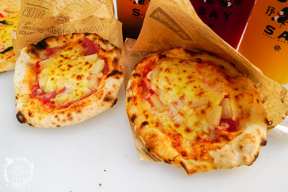 高雄[抒嗜人文茶飲SUNSAY]鳳山超浪漫露天咖啡廳!到了夜晚還會閃閃發光~