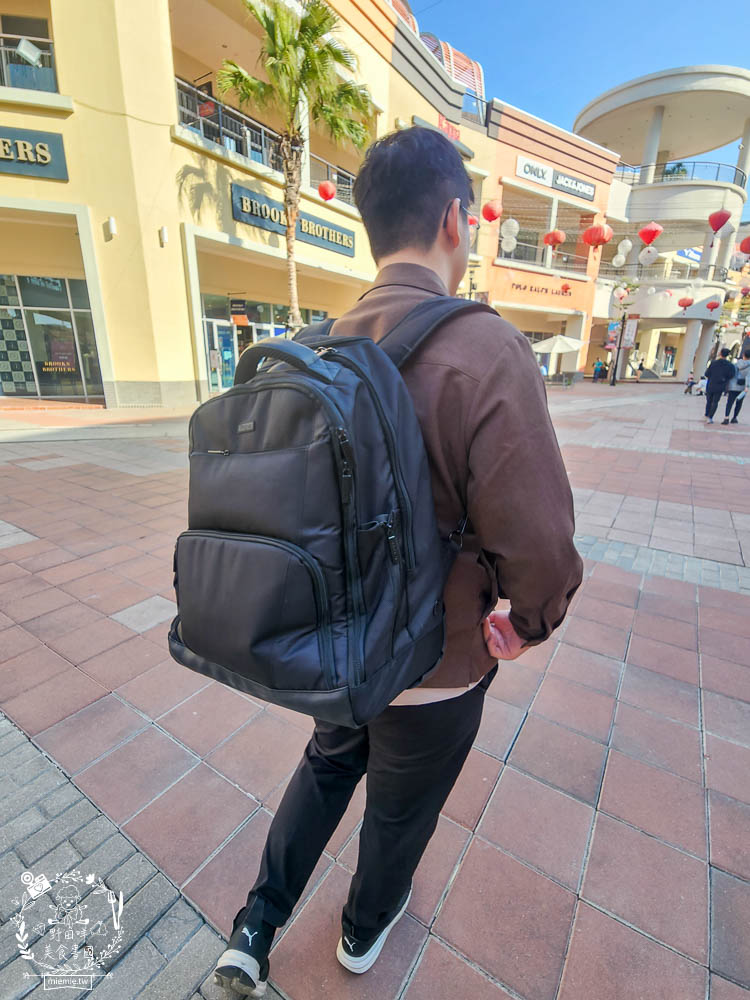 Targus Sport Rolling 15 – 15.6 吋電腦拉桿後背包TSB700|商務旅行都超方便的大容量電腦包!