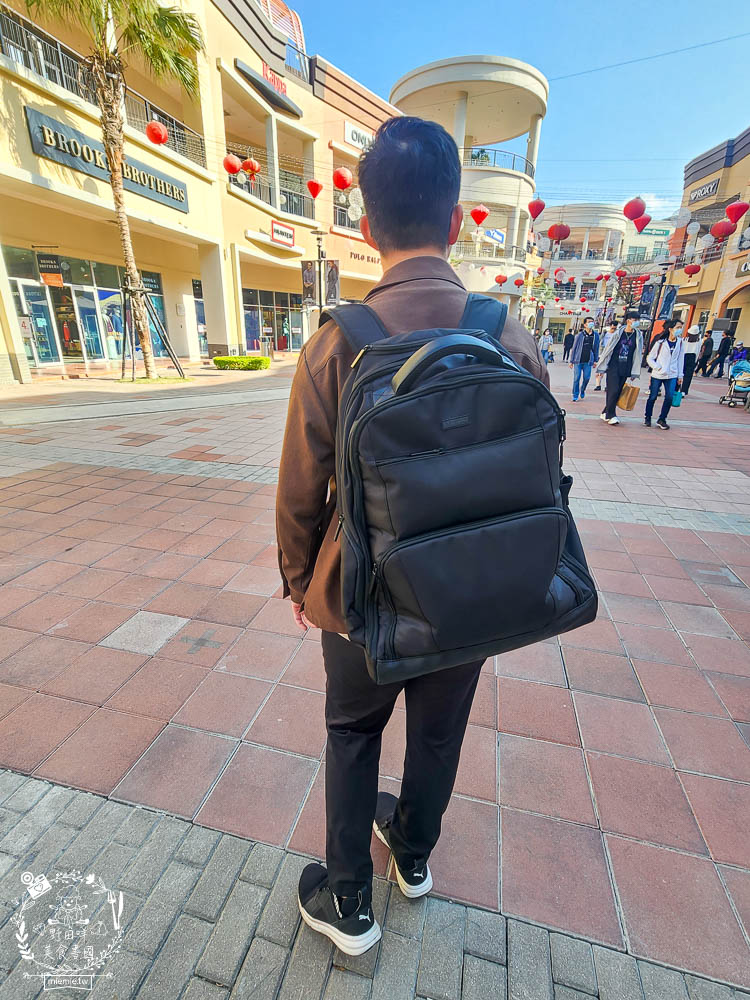 Targus Sport Rolling 15 – 15.6 吋電腦拉桿後背包TSB700|商務旅行都超方便的大容量電腦包!