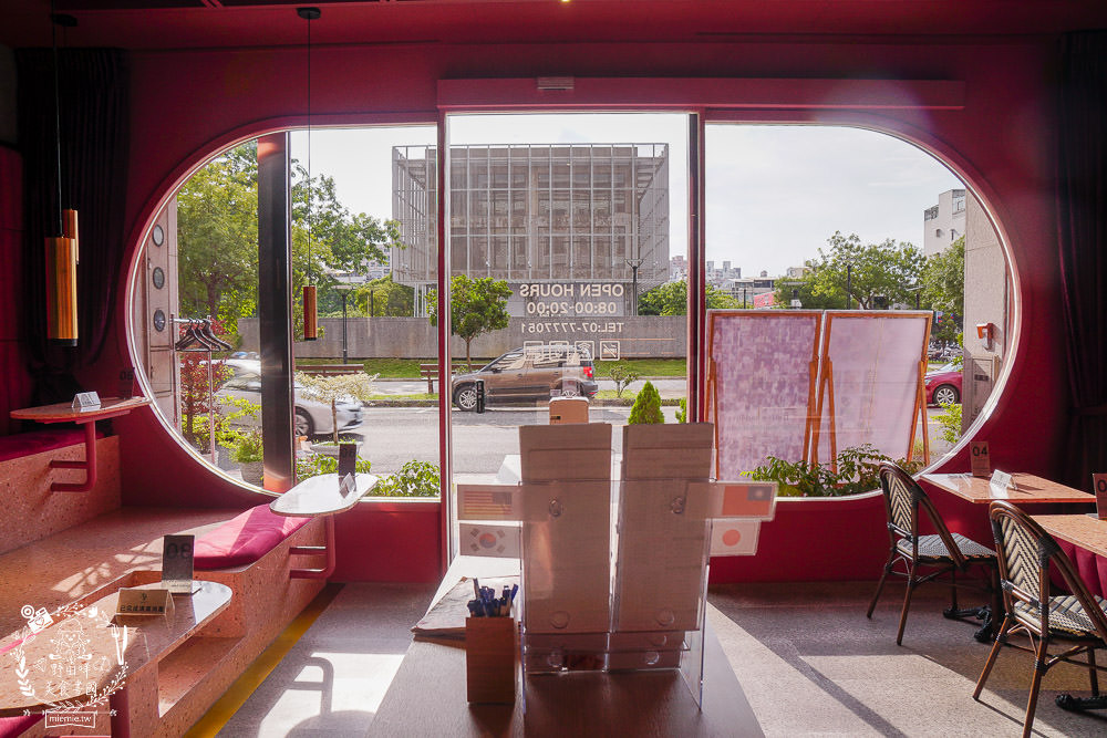 To Be Smoothie綠果昔、沙拉、輕食餐廳|文山特區超夢幻網美餐廳!浪漫粉色系沙拉輕食店！