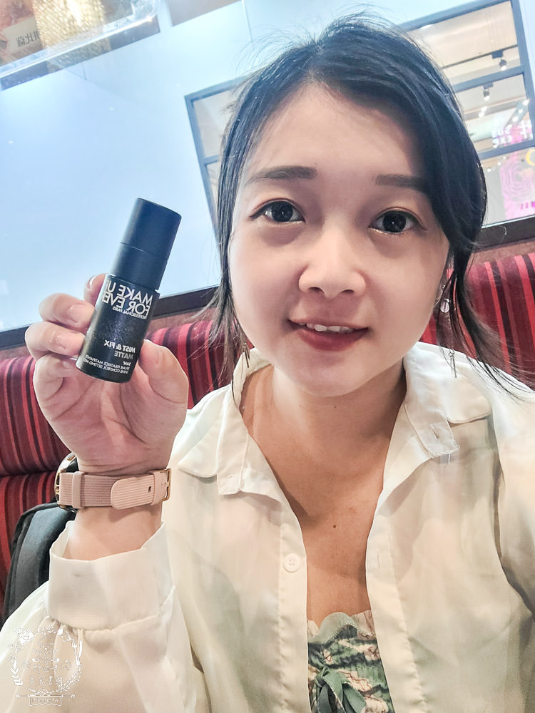 夏天超持妝的Make up for ever彩妝開箱!HD SKIN 粉無痕柔霧空氣粉餅+超進化無瑕微晶蜜粉+無極限持久定妝噴霧開箱