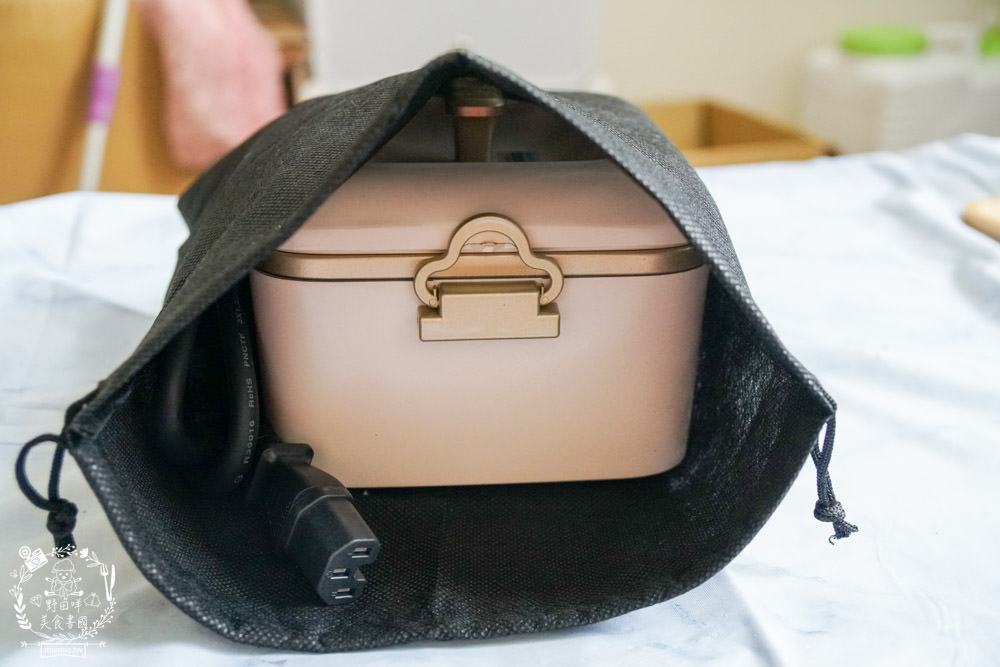 山崎生活美學單享鍋|收納超方便的單人鍋|不沾塗層煮麵煎魚都方便|溫度過高自動斷電安全裝置