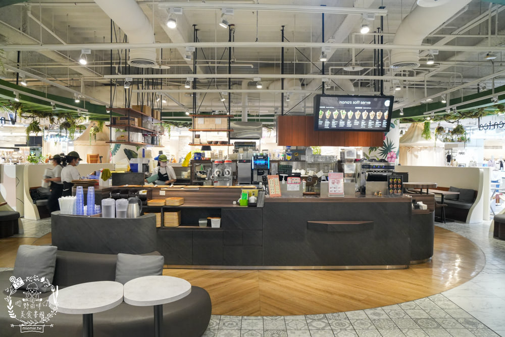 高雄nana’s green tea漢神巨蛋店!抹茶控不用飛日本就可以吃到的抹茶名店!連平日都座無虛席唷~